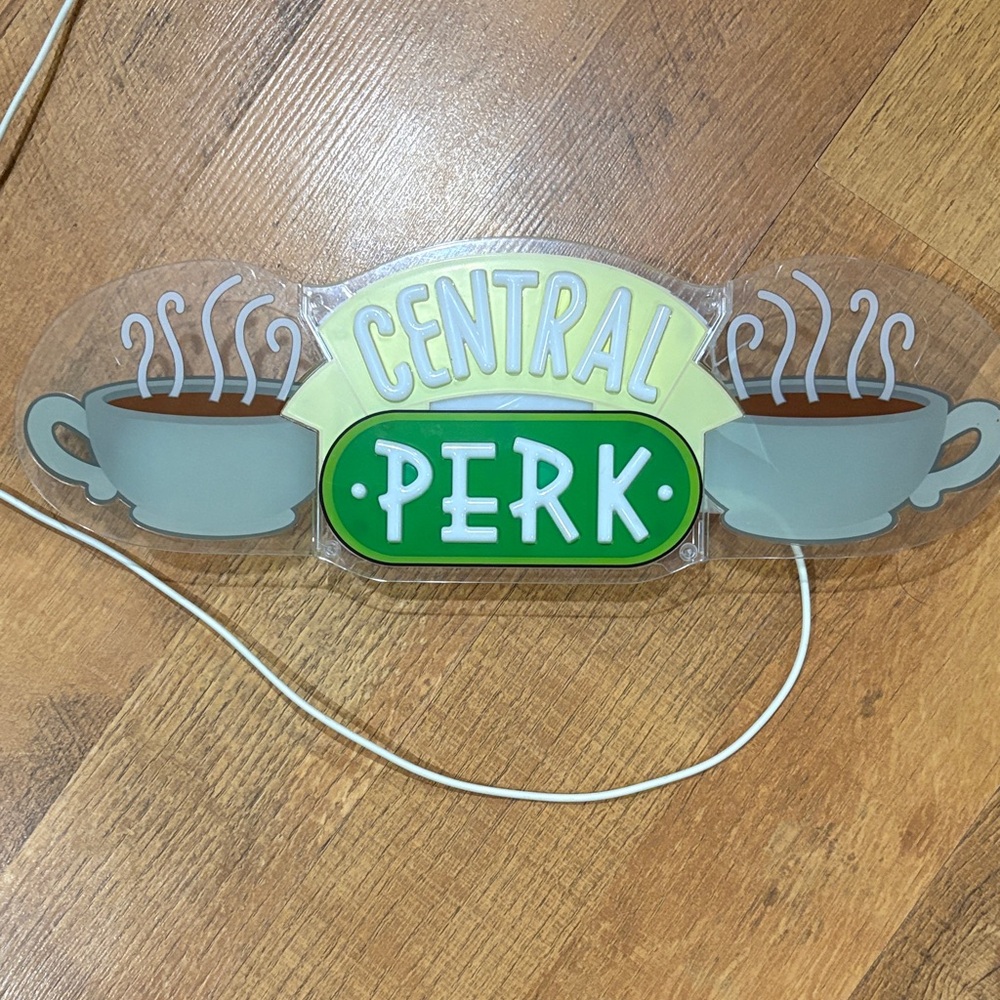 Friends Decor - Picture 5 of 5